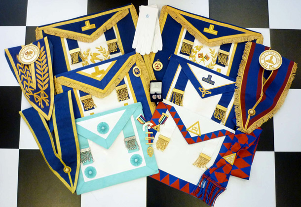 Masonic Regalia – Provincial Grand Lodge Of Hertfordshire ...